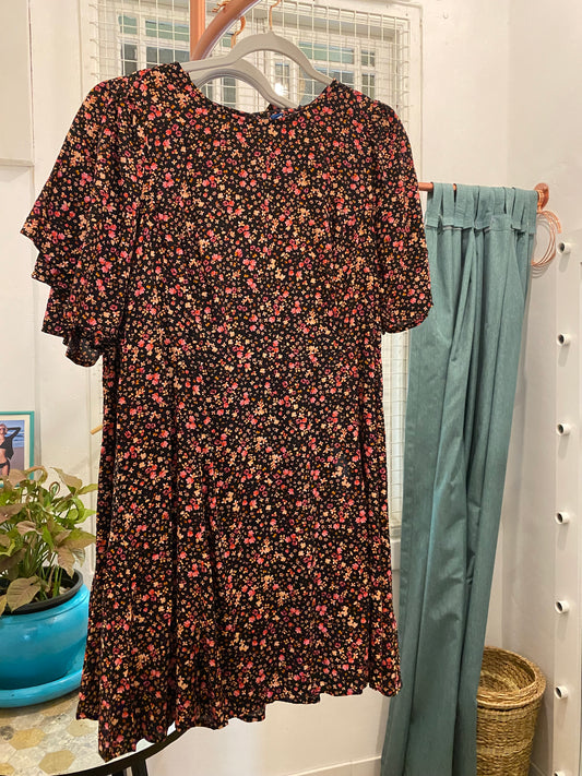 True - SK-ON-PDB Old Navy Floral Mini Dress