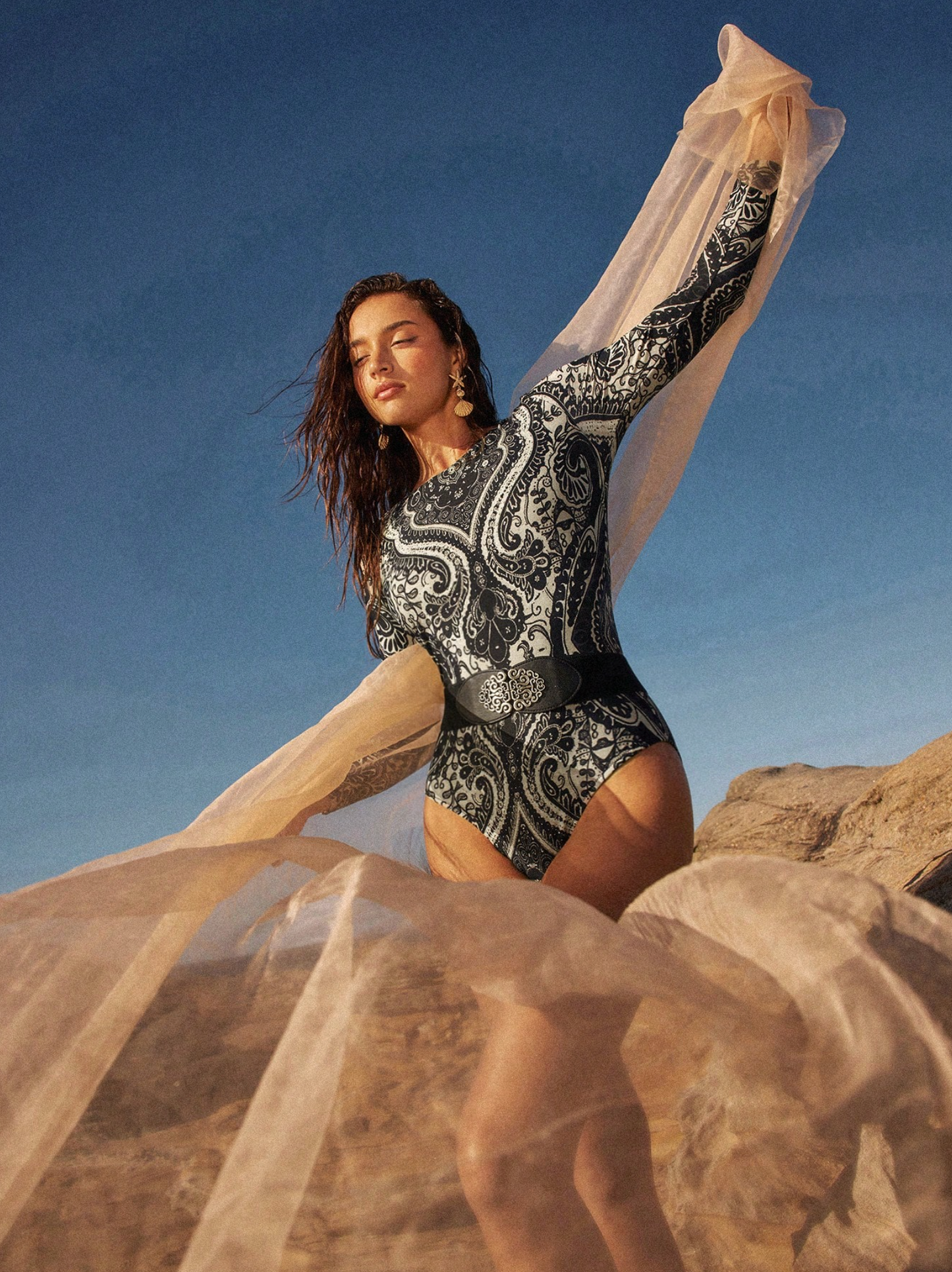 Premium Monochrome Paisley Rashguard