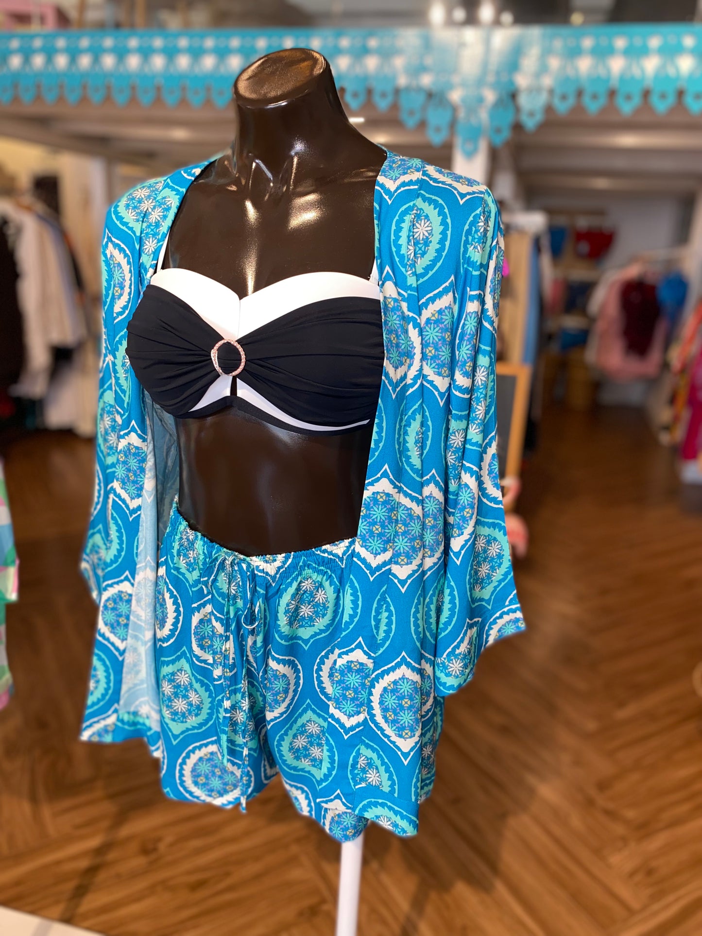 Ayuthra - Sea Green & Blue Print Kimono